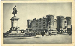 napoli-piazza-municipio-193